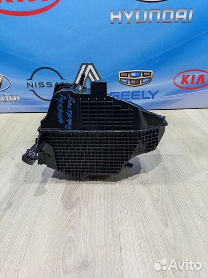 Корпус воздушного фильтра Renault duster