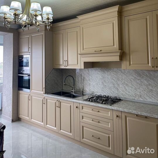 Кухонный гарнитур угловой