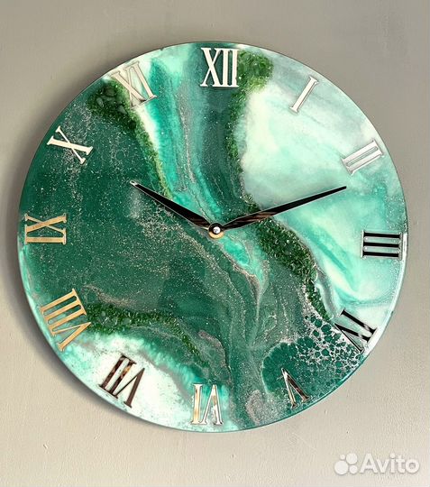 Часы настенные на заказ