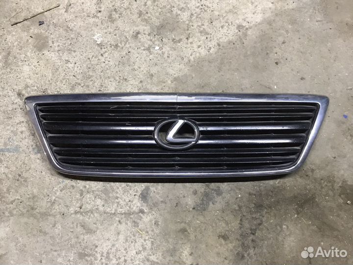 Решетка радиатора Lexus Ls430
