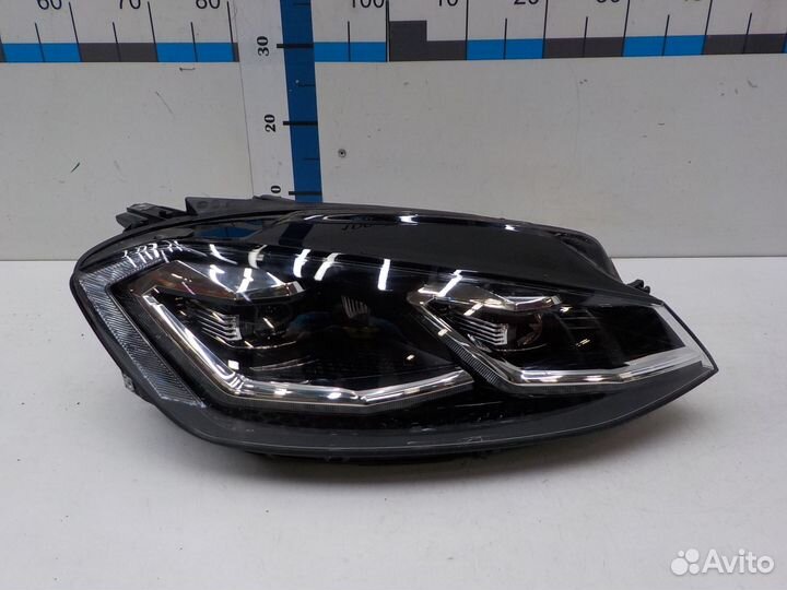 Фара правая Volkswagen Golf VII 2017