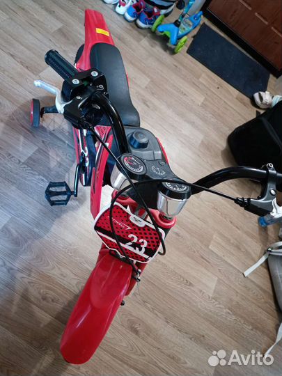 Детский велосипед