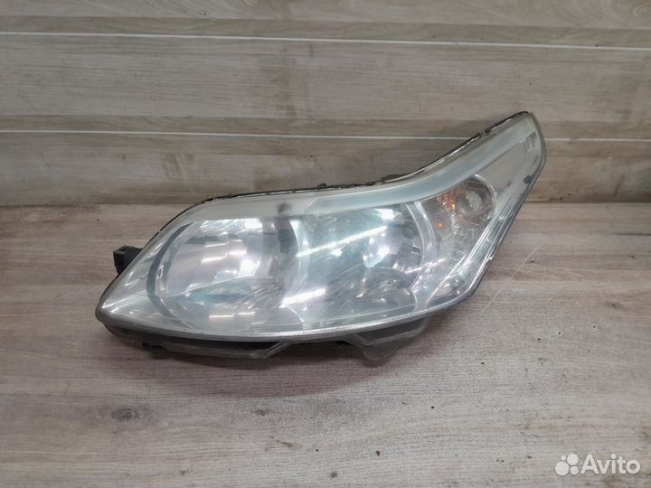 Фара левая Citroen C4 I (2004—2014)