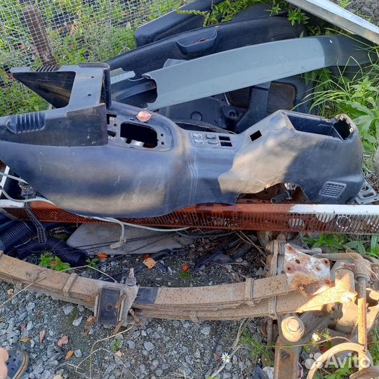 Запчасти на Волгу 3102