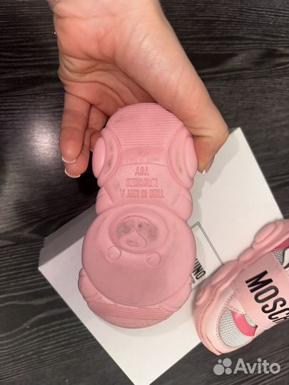 Moschino детские кроссовки