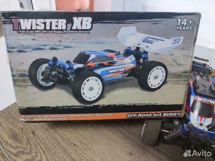 Радиуправляемая машинка Twister