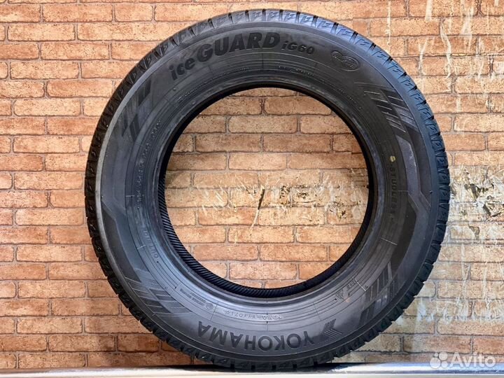 Yokohama Ice Guard IG60 205/65 R16