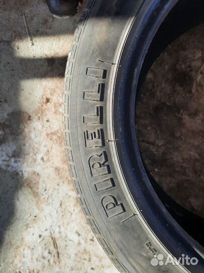 Pirelli P Zero Rosso 275/45 R19