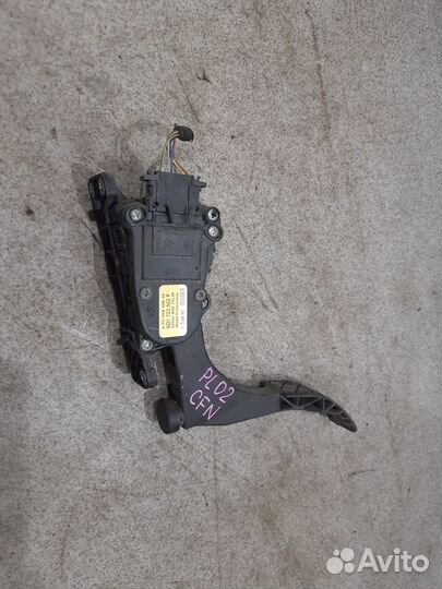 Педаль газа для 1.6 CFN Volkswagen Polo Sedan V