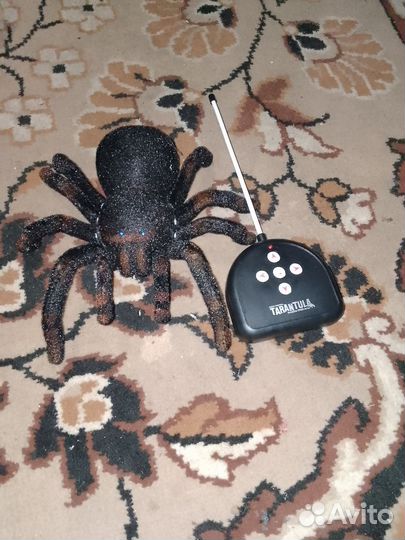Игрушка паук тарантул