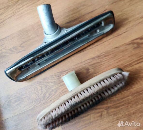 Пылесос Уралец. ссср. Щетки для пылесоса. Насадки
