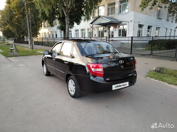 LADA Granta 1.6 МТ, 2012, 215 231 км