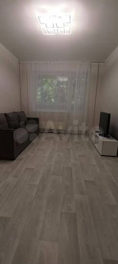 1-к. квартира, 33 м², 2/10 эт.