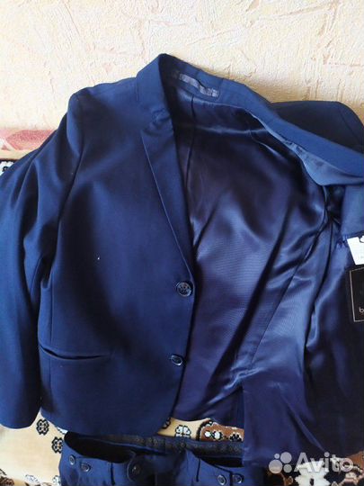 Костюм школьный