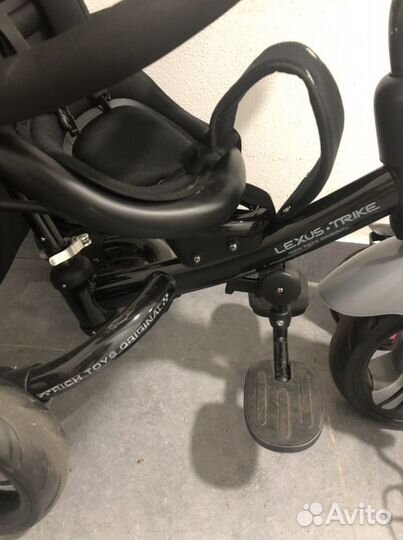 Детский велосипед с ручкой Lexus Trike sport черны