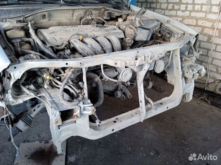 Телевизор четверть Тойота Авенсис 220