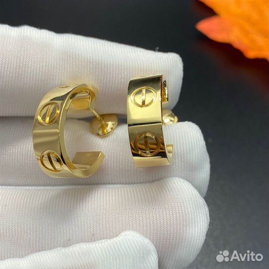 Золотые серьги Cartier Love