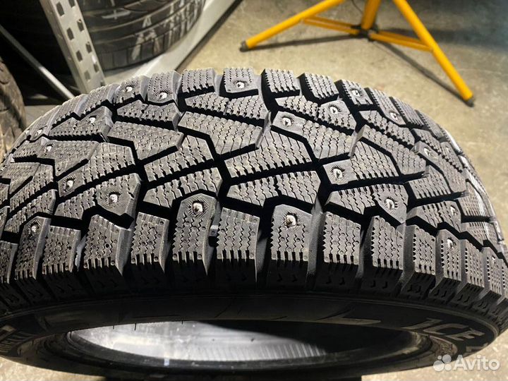 Pirelli Ice Zero 185/55 R15 82T