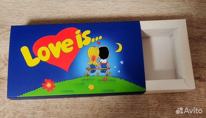 Коробка воспоминаний Donald, Turbo, Love Is