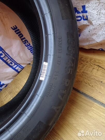 Continental PremiumContact 6 235/45 R17 94Y