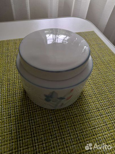 Посуда для сервировки стола