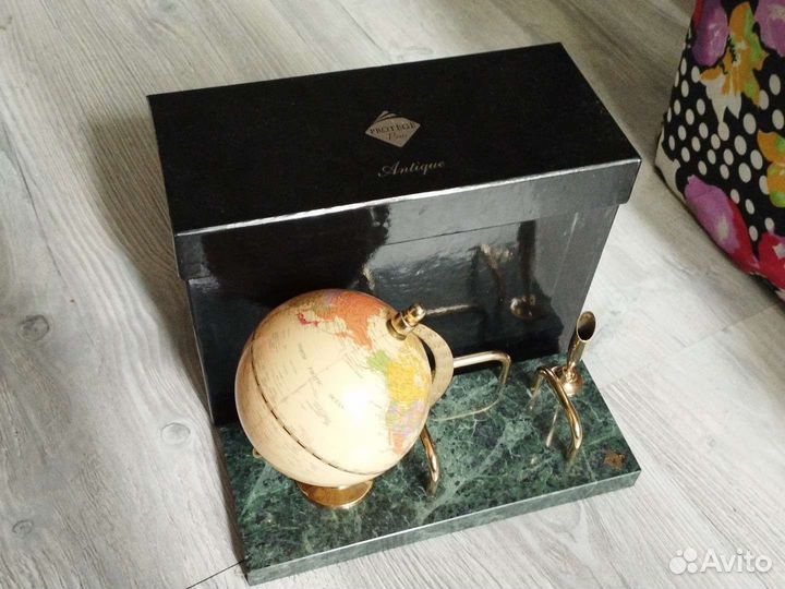 Настольный прибор Protege