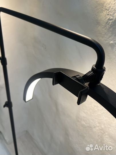 Кольцевая лампа луна бестеневая