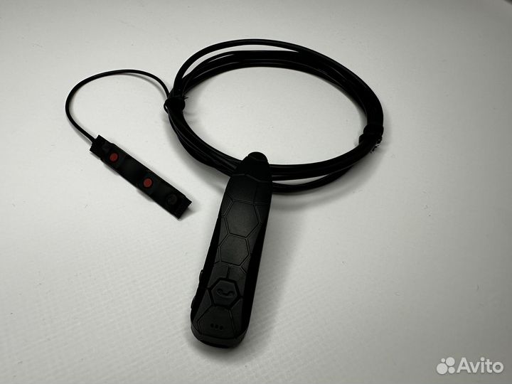 Микрокамера и наушник