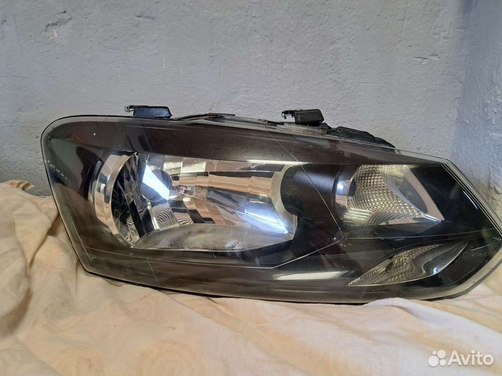 Фара правая volkswagen polo 5