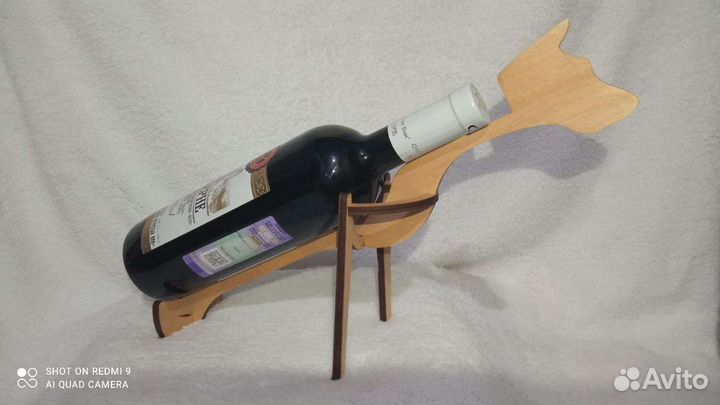 Подставка под бутылку вина Олень и Собака