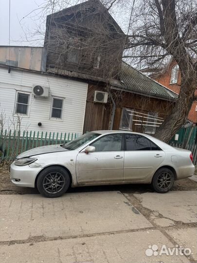 Toyota Camry 2.0 AT, 2002, 279 000 км