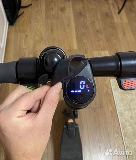 Электросамокат ninebot e22