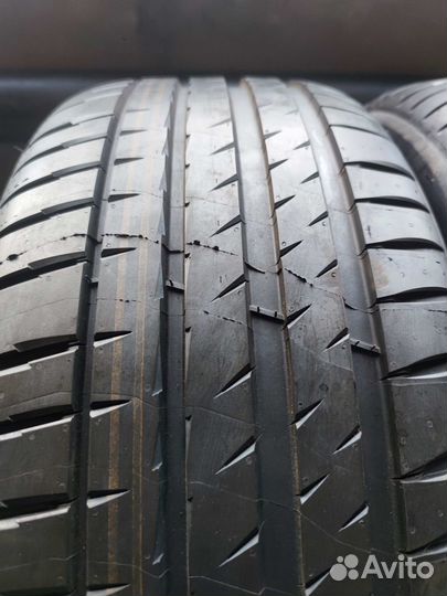 Michelin Pilot Sport 4 245/45 R18 100Y