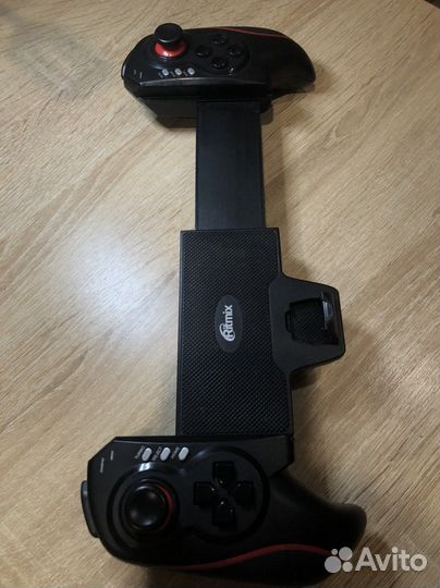 Геймпад для телефона