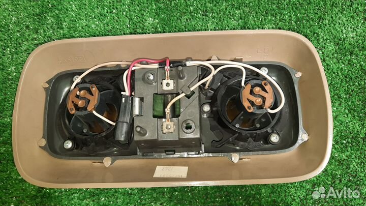 Плафоны салонные пара Chevrolet Suburban GMT400