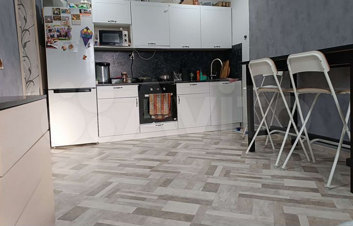 2-к. квартира, 358 м², 3/5 эт.