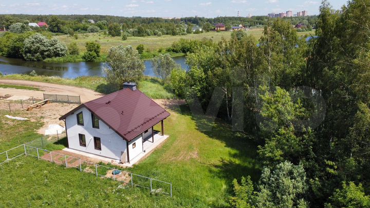 Дом 150 м² на участке 1 сот.