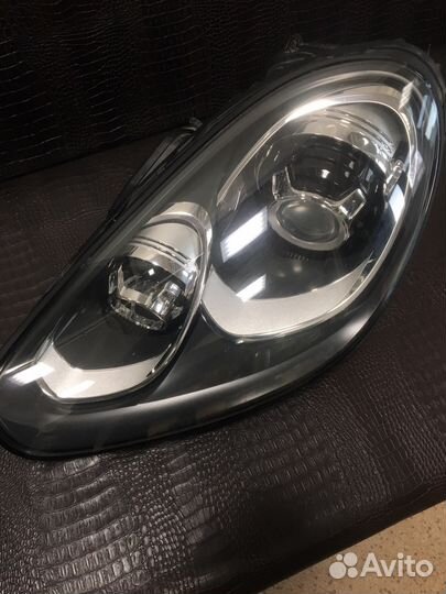 Porsche Cayenne 958 левая фара рестайлинг