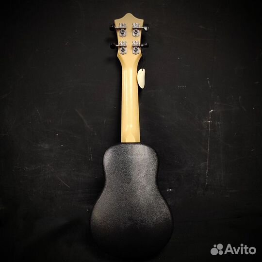 Укулеле Flight (новая) с чехлом