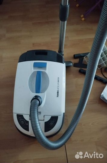 Моющий пылесос thomas twin aqua