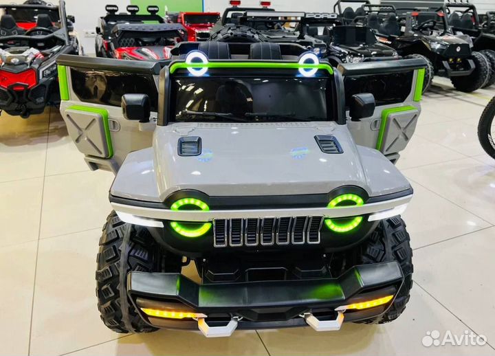 Детская машинка электромобиль