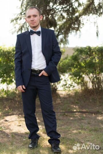 Администратор, продавец консультант, звукооператор