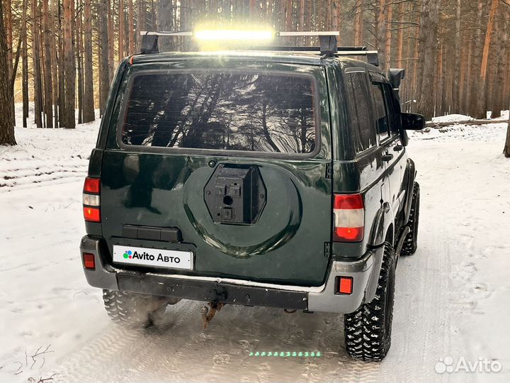 УАЗ Patriot 2.7 МТ, 2010, 163 000 км