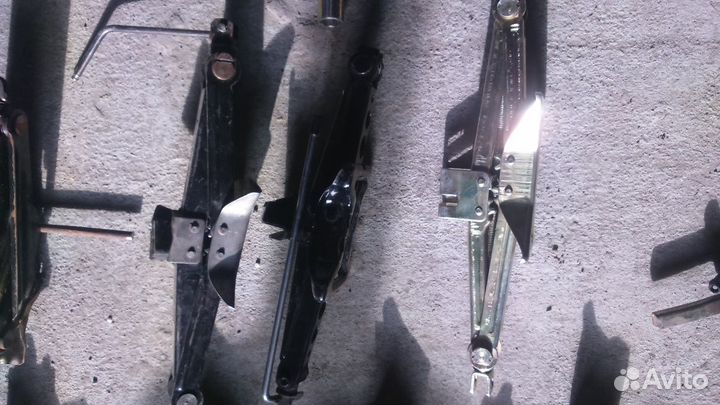 Продам домкрат