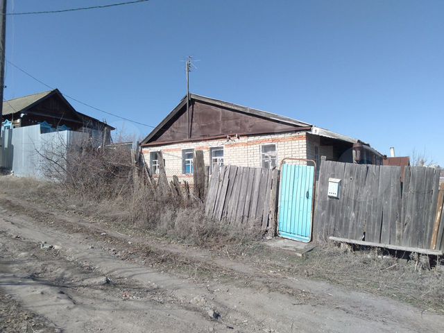 Поселок красный саратовская область. Новоузенск Саратовская область. Красный октябрь (посёлок городского типа, Саратовская область)