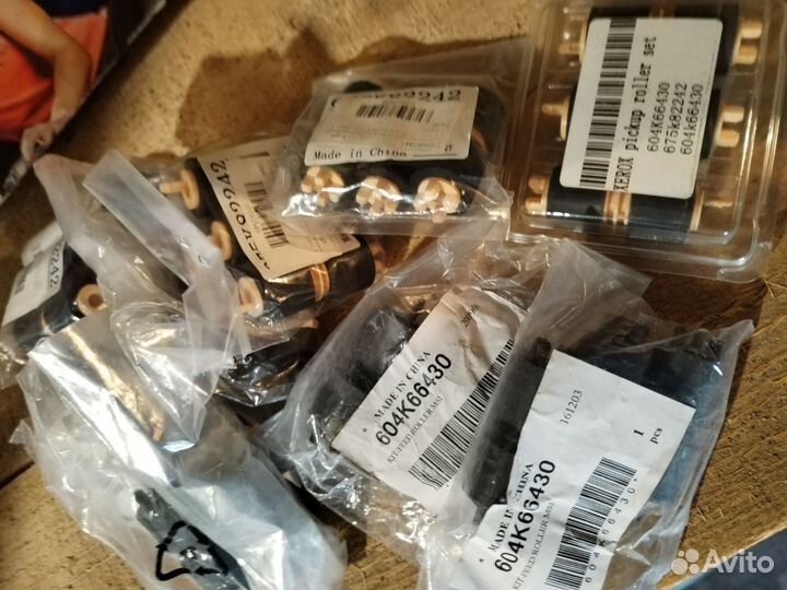 604k66430/675k82242 комплект роликов xerox