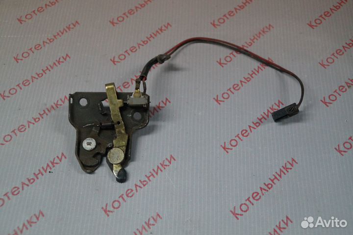 Nissan 84630-0N860 Замок багажника