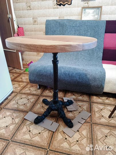 Стол из массива дуба