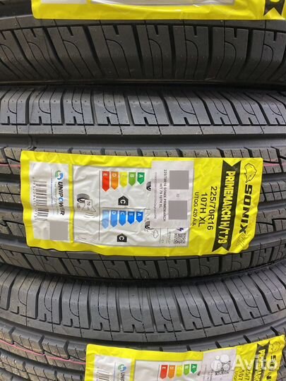 Sonix Primemarch H/T 79 225/70 R16