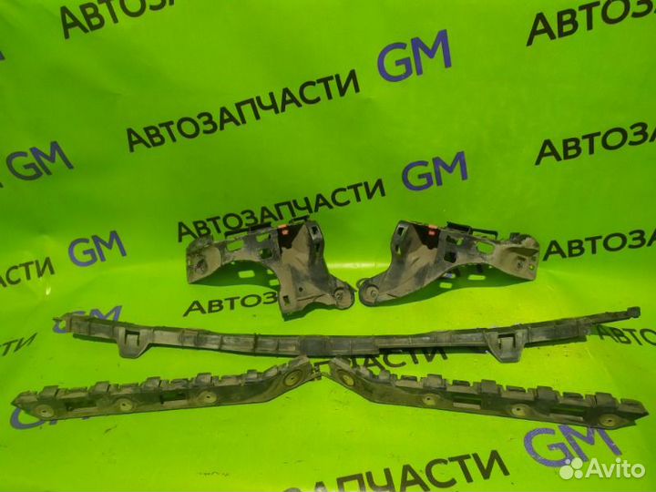 Крепление бампера заднее Opel Astra L35 Z18XER